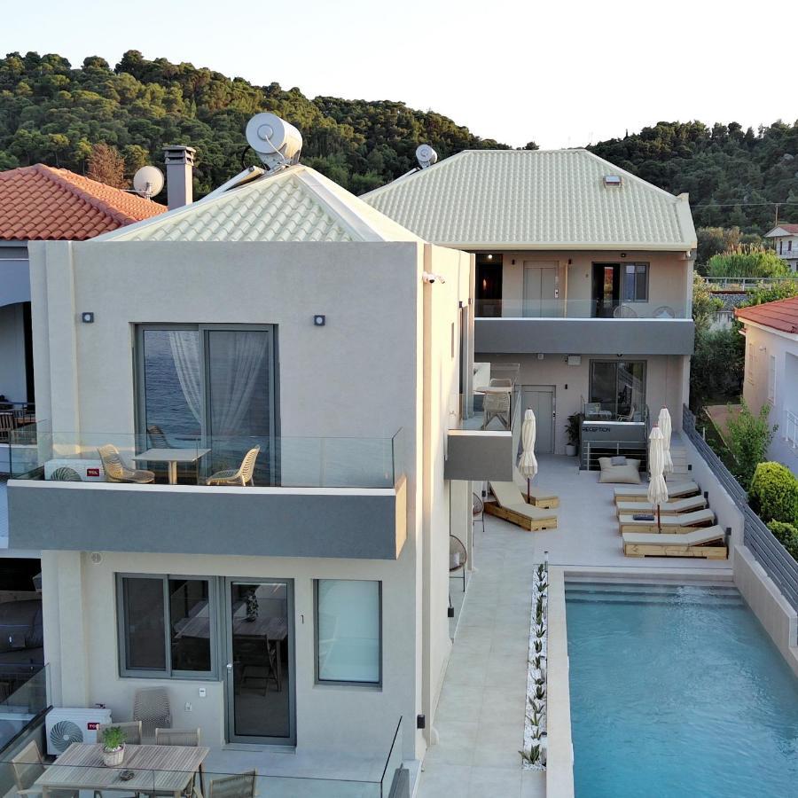 Theros Suites Dhiminio Ngoại thất bức ảnh
