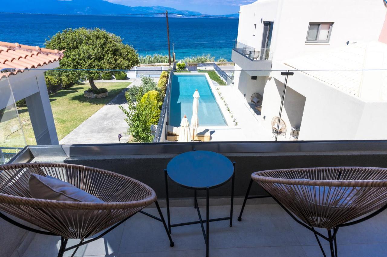 Theros Suites Dhiminio Ngoại thất bức ảnh