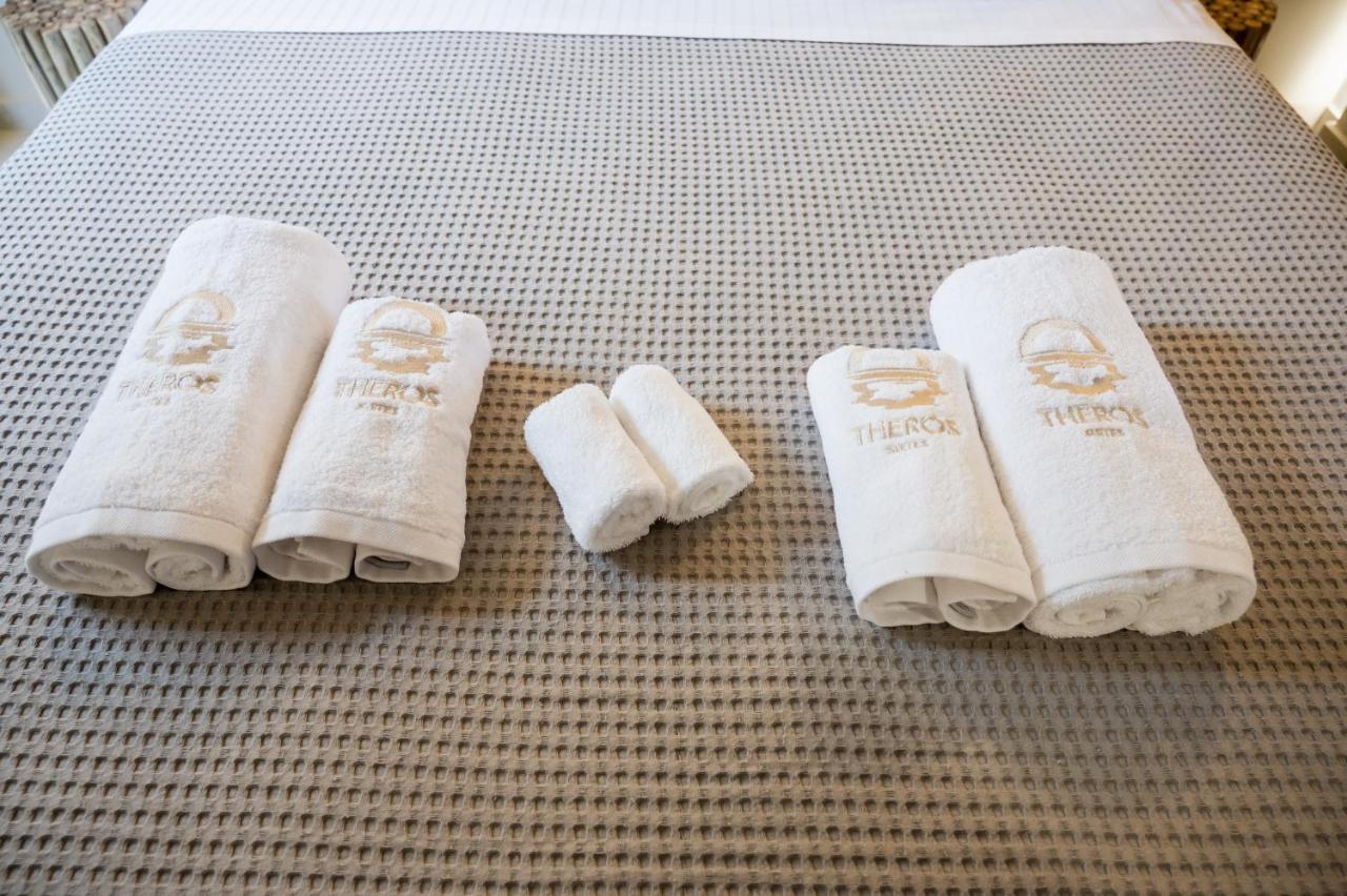 Theros Suites Dhiminio Ngoại thất bức ảnh