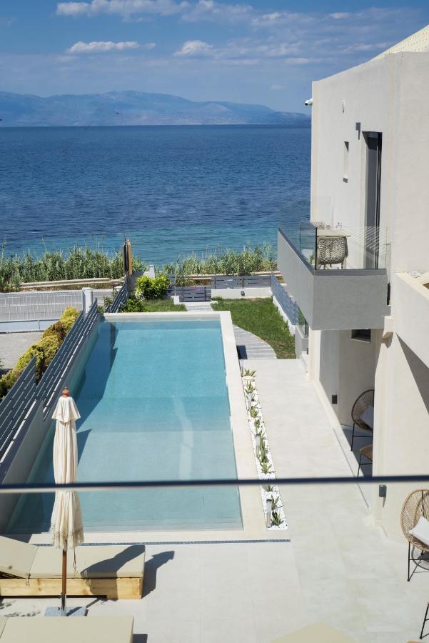 Theros Suites Dhiminio Ngoại thất bức ảnh