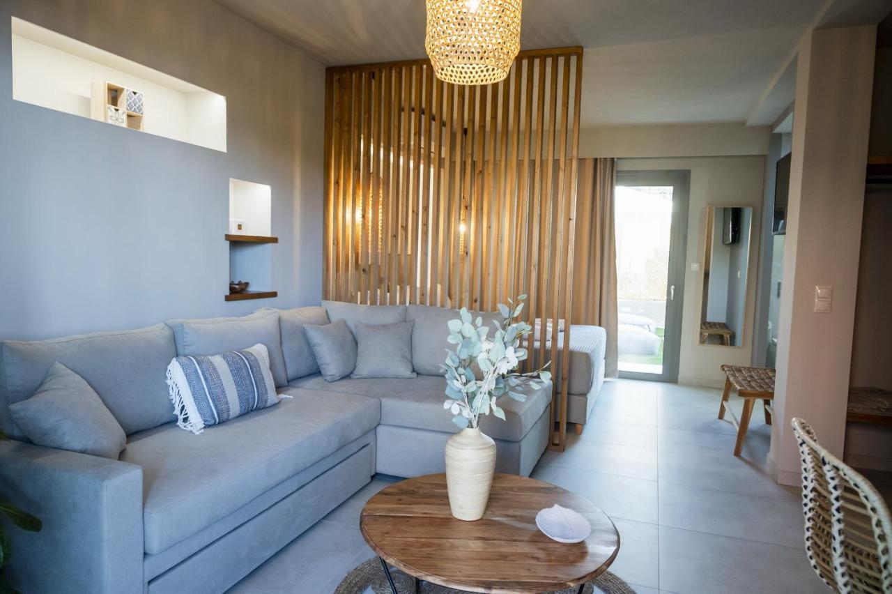 Theros Suites Dhiminio Ngoại thất bức ảnh